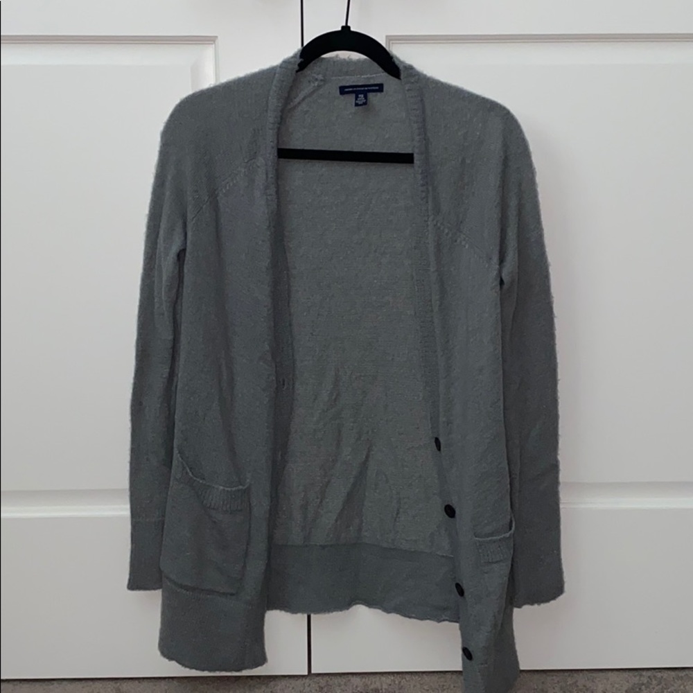 American Eagle gray cardigan